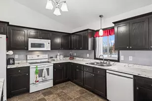 31423 147th St, Princeton, MN 55371 - Photo 12