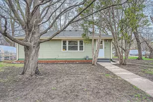 6300 Quebec Ave N, Brooklyn Park, MN 55428 - Photo 2