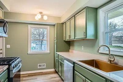 6300 Quebec Avenue N, Brooklyn Park, MN 55428 - Photo 14
