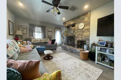 105 3rd Avenue NE, Grand Meadow, MN 55936 - Photo 10