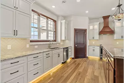 1013 Birch Avenue NE, Montgomery, MN 56069 - Photo 4