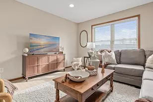 10759 Falling Water Ln, Woodbury, MN 55129 - Photo 14