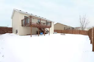 2223 Fairbanks Dr, North Mankato, MN 56003 - Photo 40