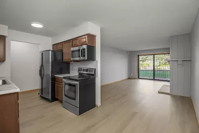 4575 W 80th Street Circle #116, Bloomington, MN 55437 - Photo 10