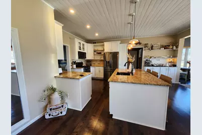 20952 Hydra Court, Lakeville, MN 55044 - Photo 4