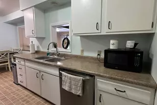 375 Lark Ave, Maplewood, MN 55117 - Photo 16