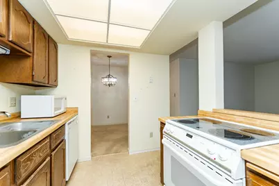 1905 26th Avenue NW #212, Rochester, MN 55901 - Photo 6