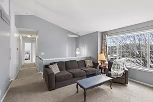 912 Kayla Cir, Belle Plaine, MN 56011 - Photo 4