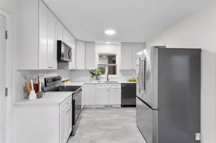 16420 4th Ave N, Plymouth, MN 55447 - Photo 10