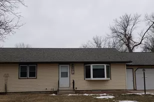 801 3rd St SW, Wells, MN 56097 - Photo 38
