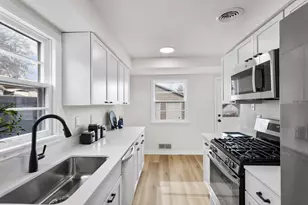 1728 Orange Ave E, Saint Paul, MN 55106 - Photo 4