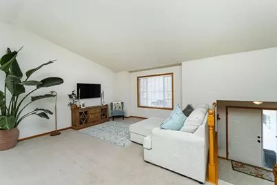 4862 Savannah Drive NW, Rochester, MN 55901 - Photo 2