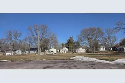 113 Parker Lane, Redwood Falls, MN 56283 - Photo 4