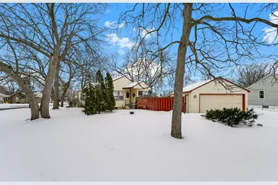 2009 Brookview Drive, Brooklyn Center, MN 55430 - Photo 2