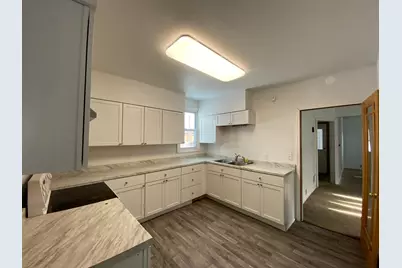 509 8th Street NE, Austin, MN 55912 - Photo 4