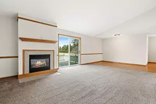 905 W Ridge Ct, New Richmond, WI 54017 - Photo 10