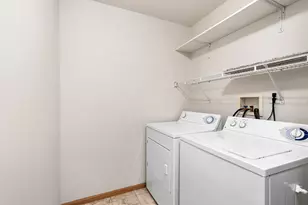 905 W Ridge Ct, New Richmond, WI 54017 - Photo 18