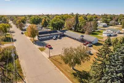 312 Spruce Street, Alexandria, MN 56308 - Photo 2