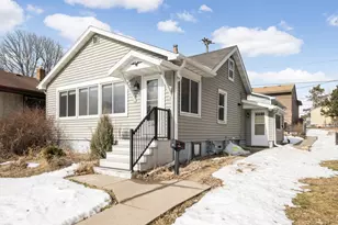 351 Stinson St, Saint Paul, MN 55117 - Photo 1