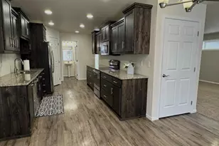 6163 Maple Valley Dr S, Fargo, ND 58104 - Photo 8