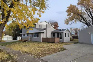 10 Logan Ave E, West Saint Paul, MN 55118 - Photo 2