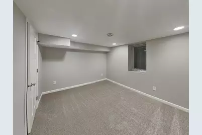 2942 Zenith Avenue N, Robbinsdale, MN 55422 - Photo 10