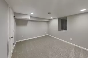 2942 Zenith Ave N, Robbinsdale, MN 55422 - Photo 10