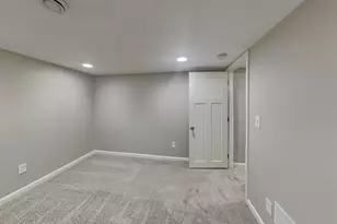 2942 Zenith Ave N, Robbinsdale, MN 55422 - Photo 8