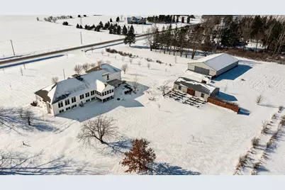 10951 County 8 Road SW, Stewartville, MN 55976 - Photo 2