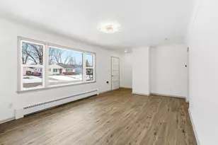 1651 Darlene St, Saint Paul, MN 55119 - Photo 6