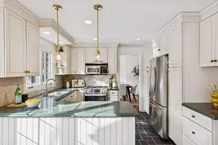 622 Maple Park Dr, Mendota Heights, MN 55118 - Photo 12