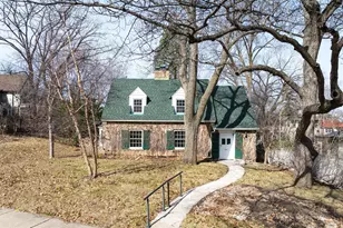 2740 Thomas Ave S, Minneapolis, MN 55416 - Photo 2