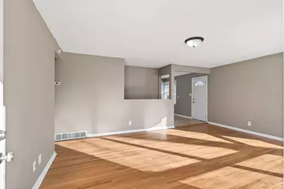 1589 Euclid Street, Saint Paul, MN 55106 - Photo 2