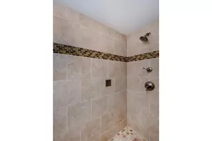 2498 Pond Cir E, Mendota Heights, MN 55120 - Photo 32