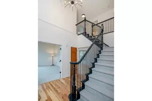 2498 Pond Cir E, Mendota Heights, MN 55120 - Photo 4