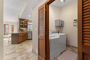 9506 Riverview Ave, Bloomington, MN 55425 - Photo 26