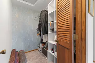 9506 Riverview Ave, Bloomington, MN 55425 - Photo 32