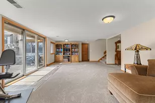 9506 Riverview Ave, Bloomington, MN 55425 - Photo 36