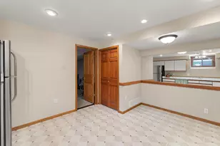 9506 Riverview Ave, Bloomington, MN 55425 - Photo 50