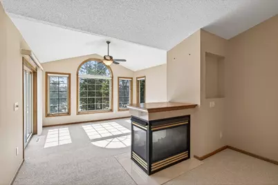13760 Fenwick Circle, Eden Prairie, MN 55346 - Photo 6