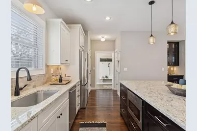 192 Wheeler Street S, Saint Paul, MN 55105 - Photo 18