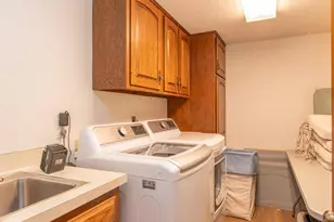 3030 St Albans Mill Rd, Hopkins, MN 55305 - Photo 22