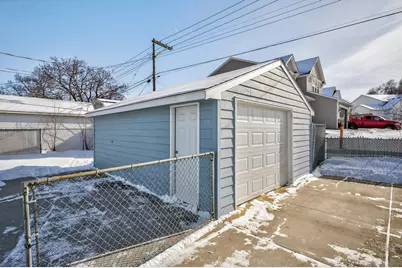 7023 52nd Avenue N, Crystal, MN 55428 - Photo 4