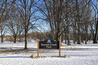 2741 Zane Avenue N, Crystal, MN 55422 - Photo 32