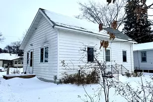 402 2nd Ave SE, Roseau, MN 56751 - Photo 10