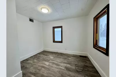 402 2nd Avenue SE, Roseau, MN 56751 - Photo 6