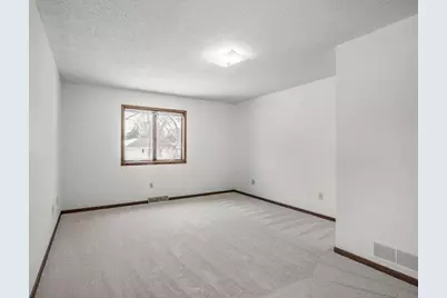 730 Menke Circle, Shakopee, MN 55379 - Photo 8