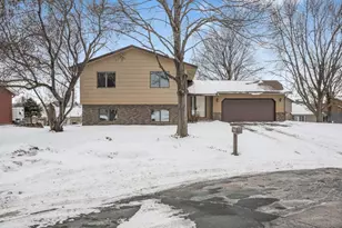 730 Menke Cir, Shakopee, MN 55379 - Photo 1