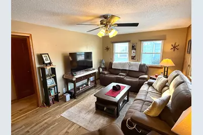 706 E Chestnut Street, Redwood Falls, MN 56283 - Photo 16