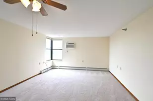 7600 Golden Valley Rd, Golden Valley, MN 55427 - Photo 2